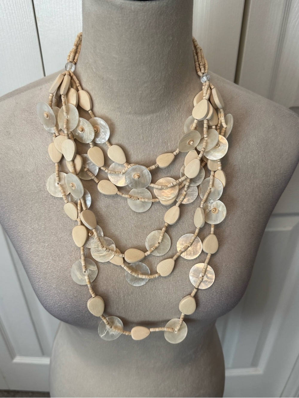 Multi-Strand Beige Shell Statement Necklace - - Picture 2 of 16